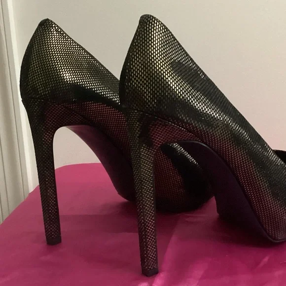 Nine West Shimmering Bronze 5” Heels - Picture 3 of 5